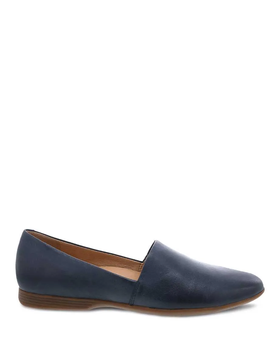 Larisa Modern Smoking Loafer in Navy