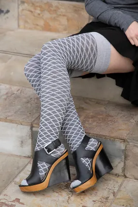 Longer Diamond Wave Extraordinary Socks