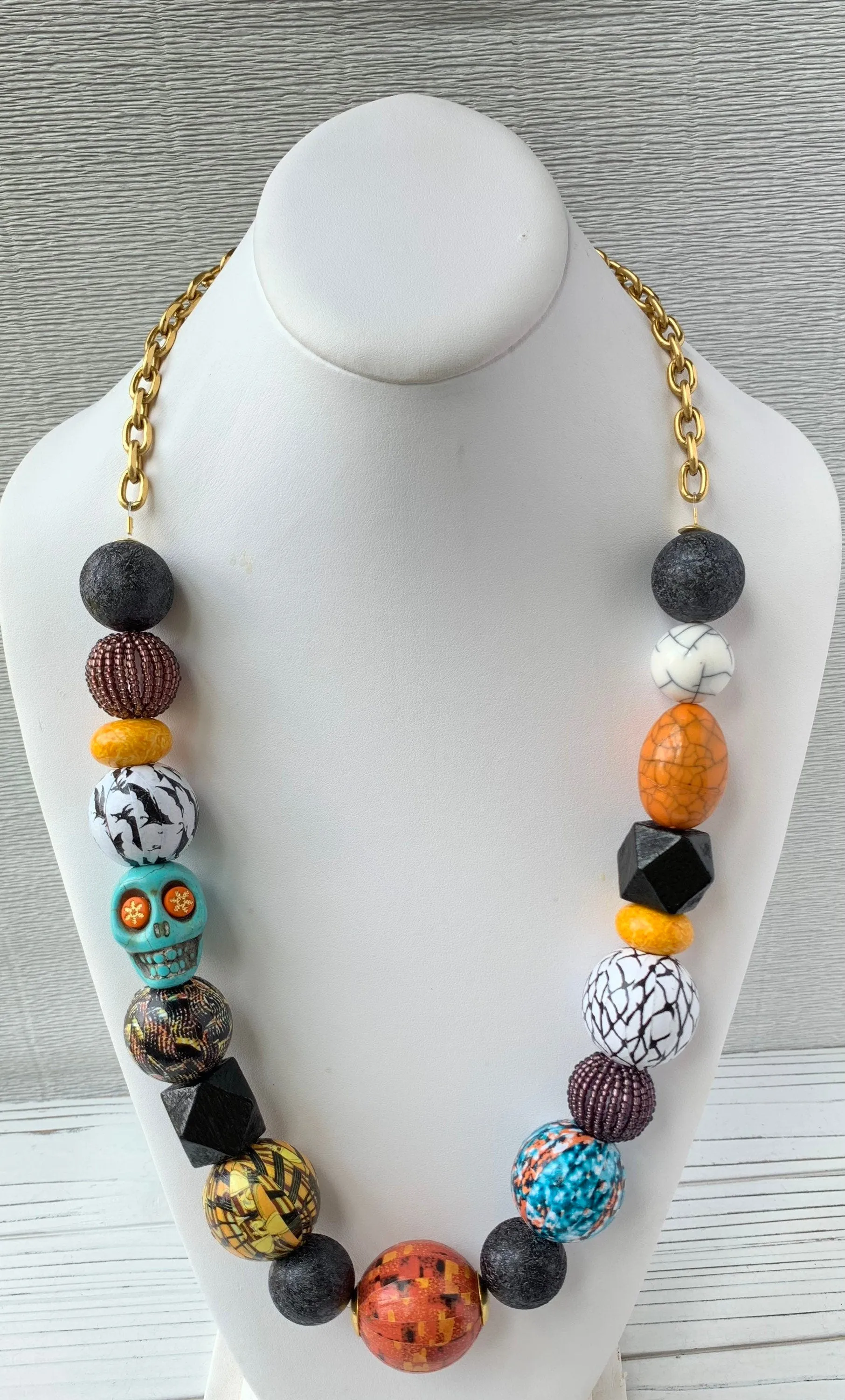 Séance Sugar Skull Halloween Necklace