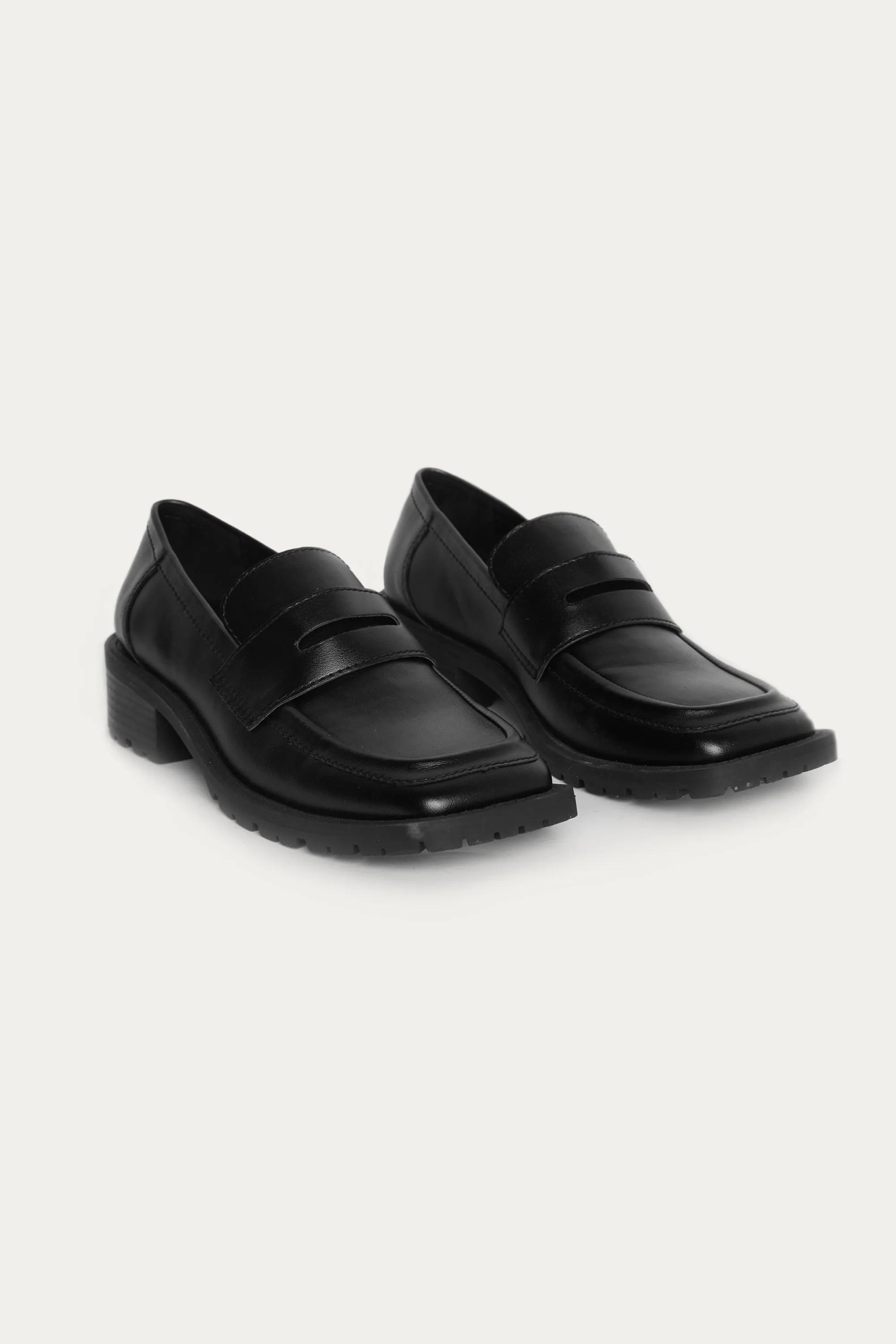 SQUARE TOE LOAFER